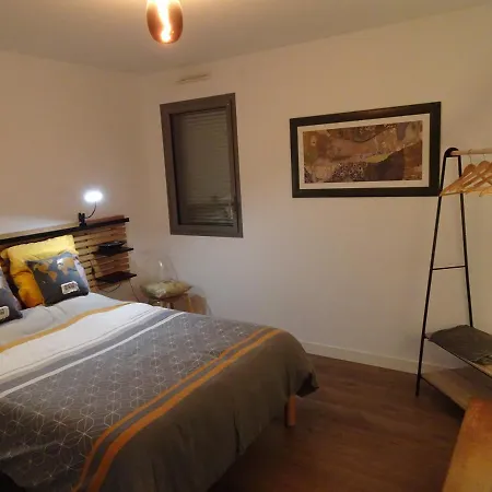 Calme En Plein Centre Lejlighed Granville